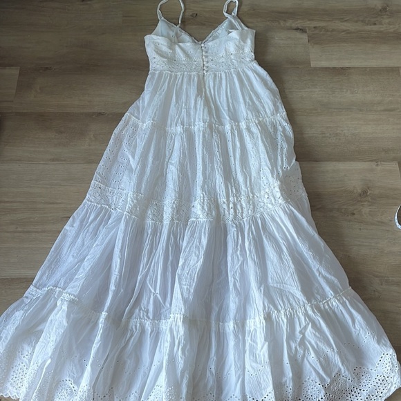 BCBG MAXAZRIA White Eyelet Maxi Tiered Sundress M cottagecore - Picture 7 of 8